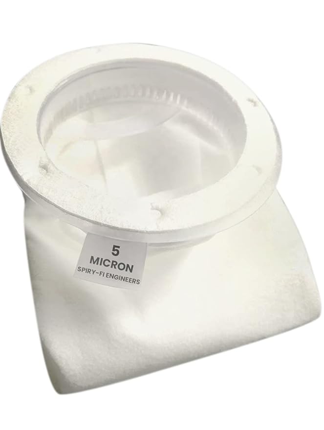 Water tank cleaner